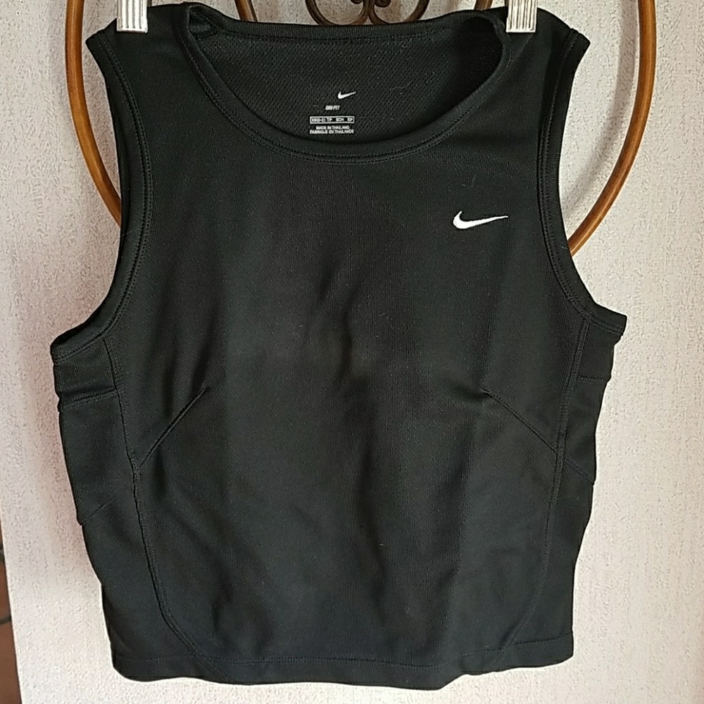 Nike top